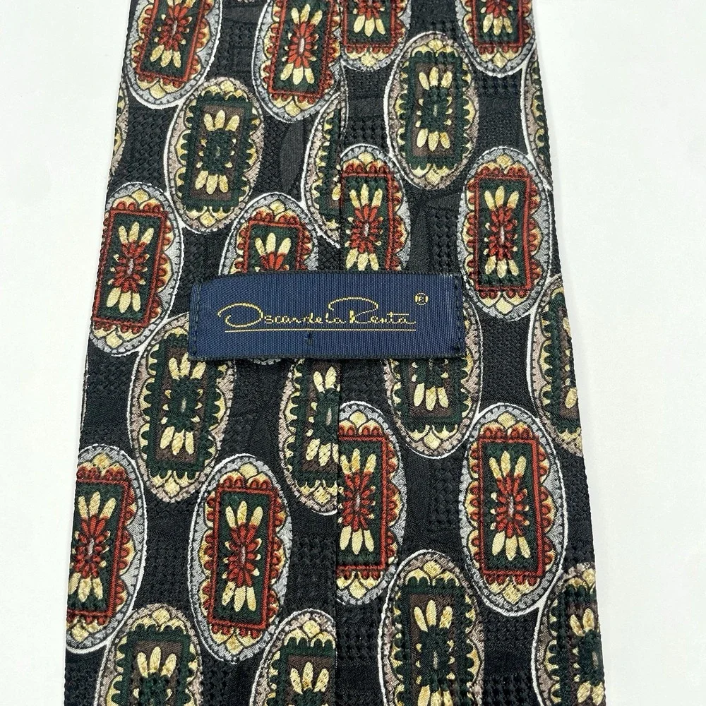 Vintage Oscar‎ de la Renta Tie Geometric Pattern Black 100% Silk Business Formal